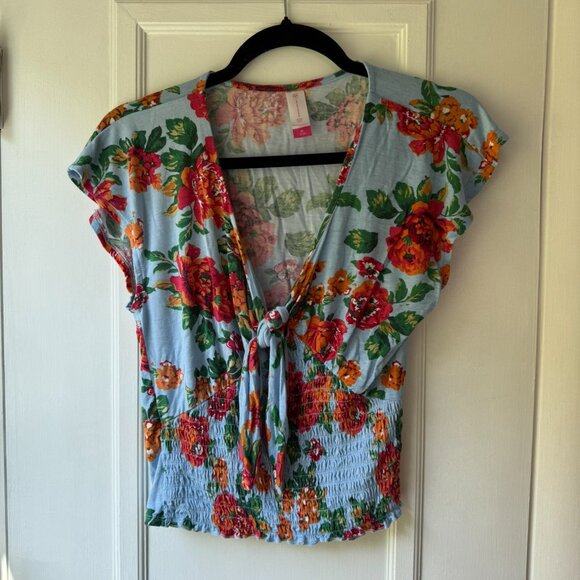 floral top - Picture 3 of 4